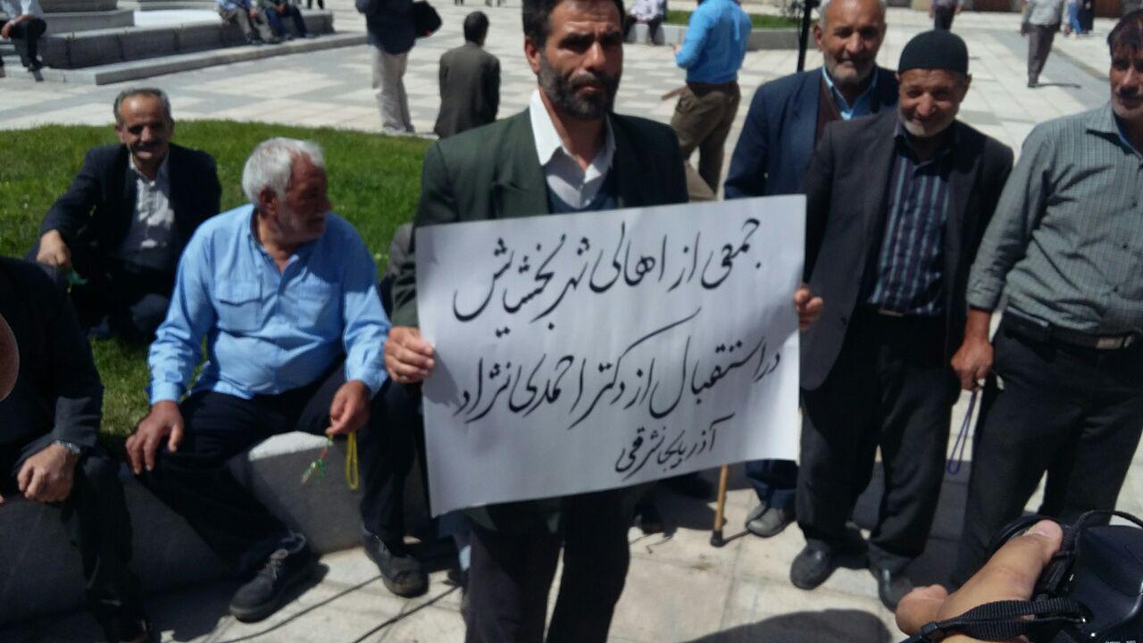 مردم بخشایش برای استقبال از احمدی نژاد تا زنجان رفتند+ تصویر