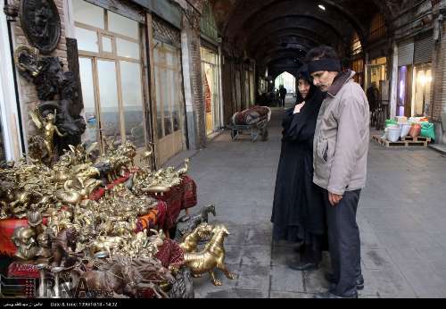 مجسمه های برنزی در بازار رنگرزان تبریز