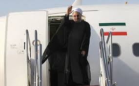 هواپیمای حامل رئیس جمهور در فرودگاه شهید مدنی به زمین نشست